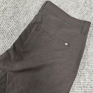 Travis Mathew Performance Mens Golf Shorts Charcoal Micro Stripe Stretch Size 33